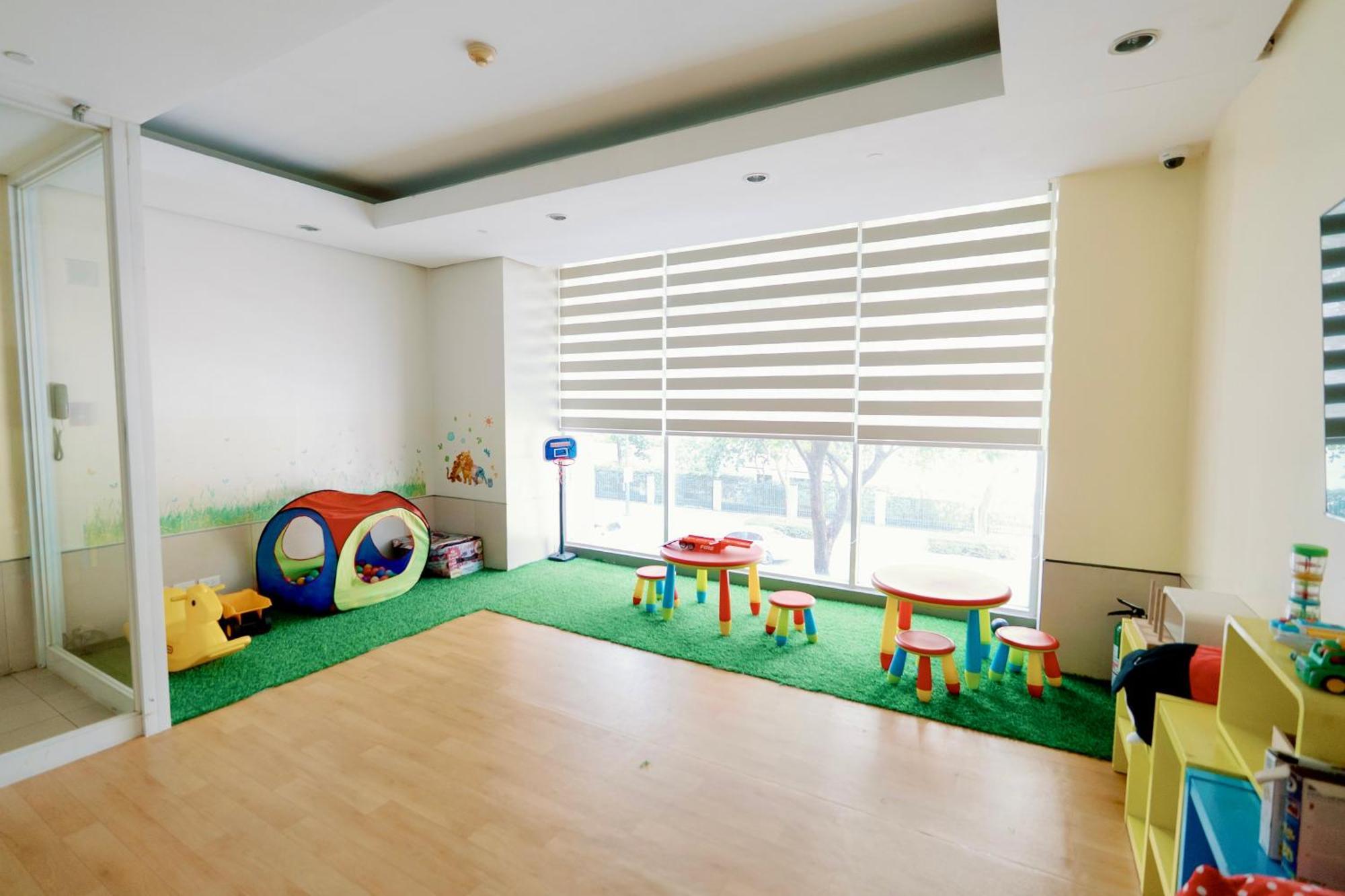 Cozy 2-Bedroom At South Of Market Soma Bgc Near Sm Aura, Market! Market! & Bonifacio High Street Taguig Buitenkant foto