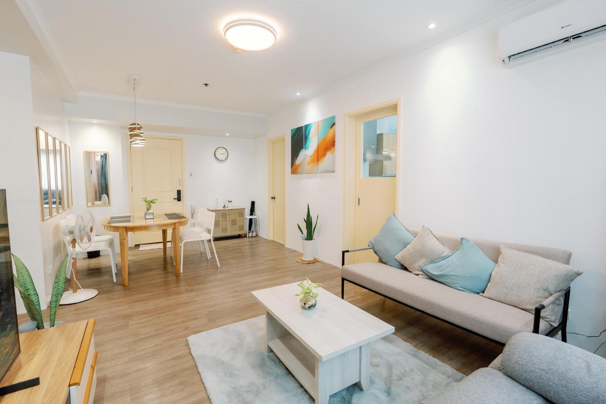 Cozy 2-Bedroom At South Of Market Soma Bgc Near Sm Aura, Market! Market! & Bonifacio High Street Taguig Buitenkant foto