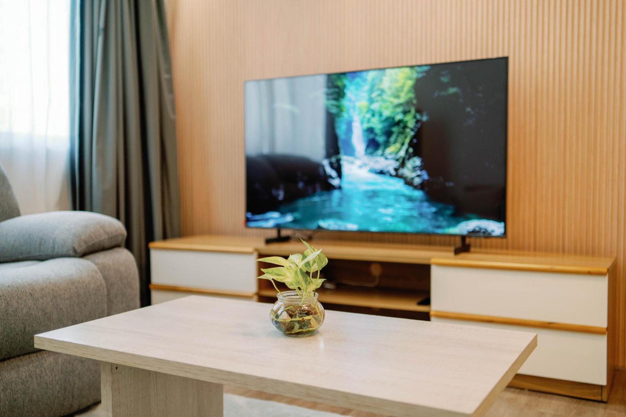 Cozy 2-Bedroom At South Of Market Soma Bgc Near Sm Aura, Market! Market! & Bonifacio High Street Taguig Buitenkant foto